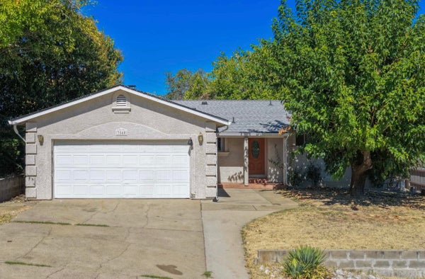 3540 DWAYNE CT, REDDING, CA 96001 - Image 7e3ec8047bcb34af85db0aa7b5b9de04/501548545