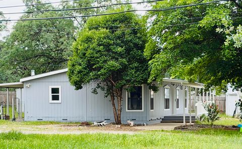 Photo of 21363 Old 44 Drive, Redding, CA 96003 (MLS # 26-2050)