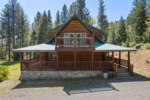 Photo of 27550 Old Crook Trl, Fall River Mills, CA 96028 (MLS # 26-1807)