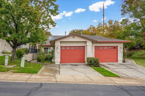 Photo of 738 Stonebriar Trail, Redding, CA 96003 (MLS # 25-4683)