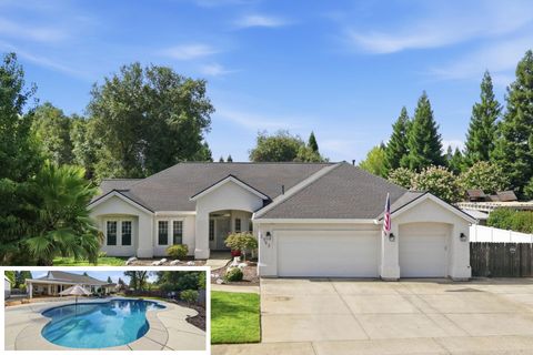 Photo of 2983 Montana Sky Drive, Redding, CA 96002 (MLS # 26-3402)
