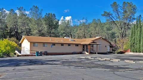 Photo of 13834 Lake Boulevard, Shasta Lake, CA 96019 (MLS # 25-5042)