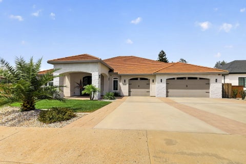 Photo of 3720 Sunflower Drive, Redding, CA 96001 (MLS # 26-4656)