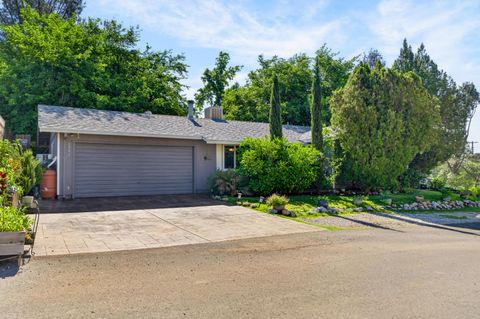 Photo of 1391 Rouge Road, Shasta Lake, CA 96019 (MLS # 26-2241)