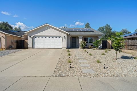 Photo of 16834 Winchell Drive, Redding, CA 96003 (MLS # 26-1721)