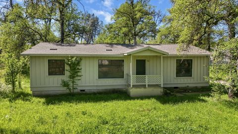 Photo of 18439 Old Oasis Road, Redding, CA 96003 (MLS # 25-5579)