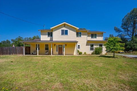 Photo of 12003 Counter Lane, Redding, CA 96003 (MLS # 26-1901)