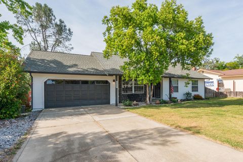Photo of 2624 Howard Drive, Redding, CA 96001 (MLS # 26-2453)
