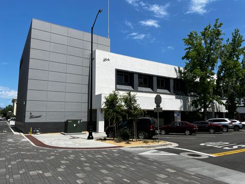 Photo of 1320 Yuba Street #B-1, Redding, CA 96001 (MLS # 24-5140)