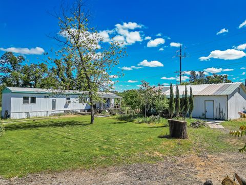 Photo of 20292 Old Alturas Road, Redding, CA 96003 (MLS # 26-3094)