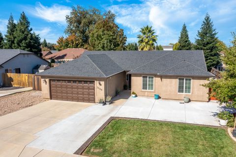 Photo of 3508 Humbug Drive, Anderson, CA 96007 (MLS # 25-4545)