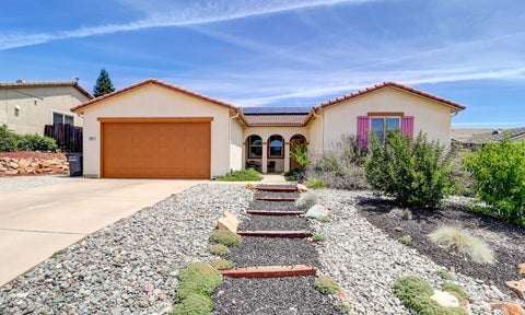 Photo of 3849 Palm Springs Drive, Redding, CA 96002 (MLS # 26-2949)