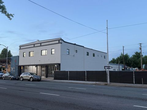 Photo of 1261 Market Street, Redding, CA 96001 (MLS # 25-3379)