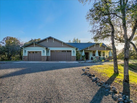 Photo of 14815 Molluc Drive, Red Bluff, CA 96080 (MLS # 26-4253)