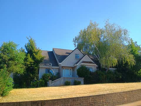 Photo of 531 Aurora Place, Redding, CA 96001 (MLS # 26-4186)