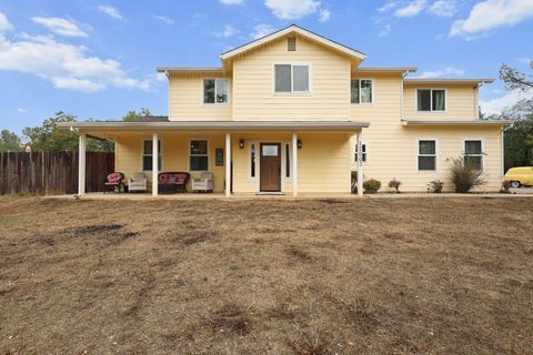 Photo of 12003 Counter Lane, Redding, CA 96003 (MLS # 25-4448)