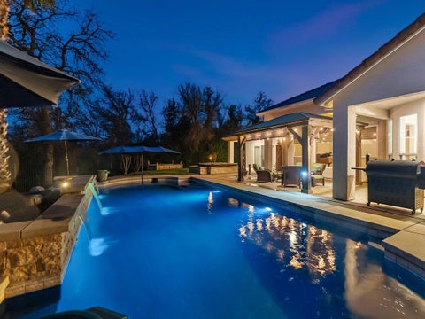 Photo of 19549 San Vincente Drive, Redding, CA 96003 (MLS # 26-376)