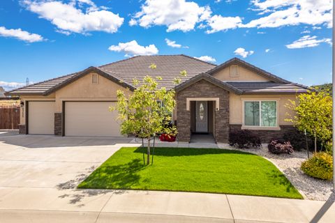 Photo of 4755 Lower Springs Road, Redding, CA 96001 (MLS # 26-1480)