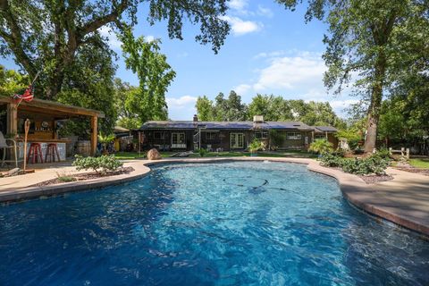 Photo of 21845 Belmont Drive, Palo Cedro, CA 96073 (MLS # 25-4986)