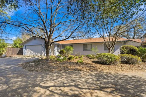 Photo of 649 Lowe Street, Redding, CA 96001 (MLS # 26-1067)