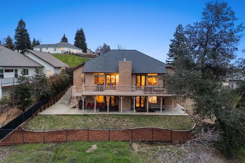 Photo of 3360 Stanford Drive, Redding, CA 96003 (MLS # 26-655)