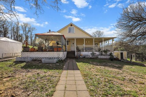 Photo of 16990 Benson Road, Cottonwood, CA 96022 (MLS # 26-1027)