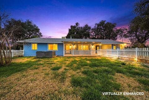 Photo of 17471 Treat Avenue, Anderson, CA 96007 (MLS # 26-746)