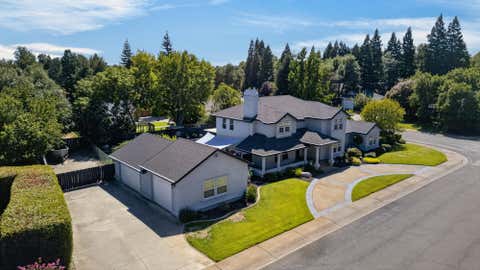 Photo of 2359 El Vista Street, Redding, CA 96002 (MLS # 26-4170)