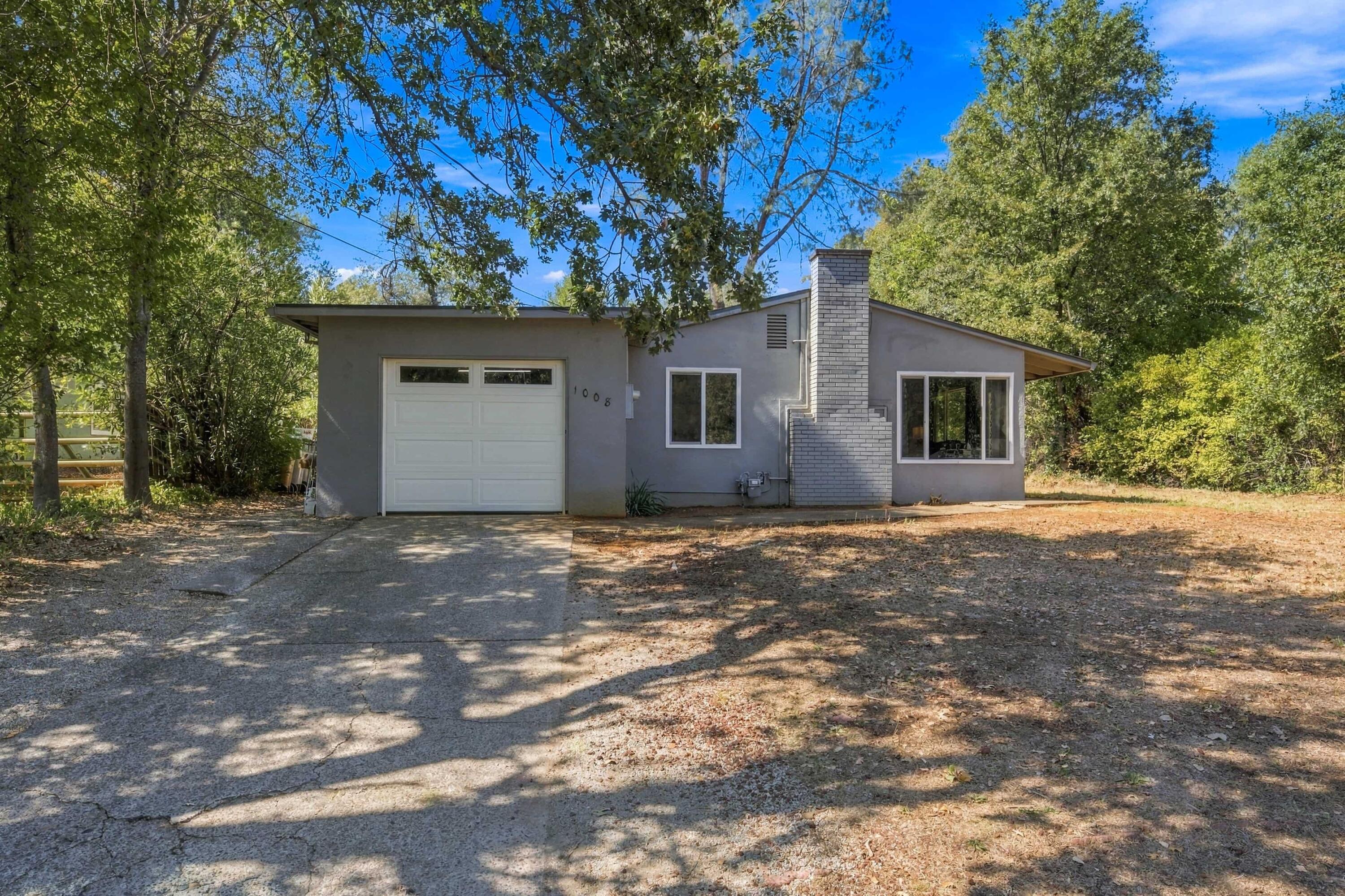 1008 Eugene Avenue