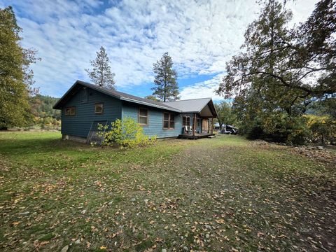 Photo of 230 Corral Bottom Road, Hyampom, CA 96046 (MLS # 25-5552)