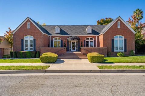 Photo of 905 Rio Street, Red Bluff, CA 96080 (MLS # 25-5040)