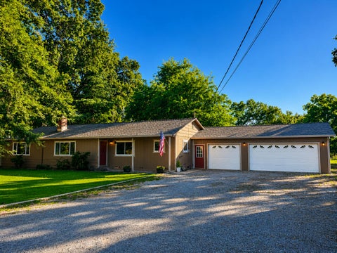 Photo of 4740 Pheasant Drive, Anderson, CA 96007 (MLS # 26-2716)