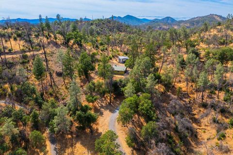 Photo of 14058 Windfall Drive, Redding, CA 96003 (MLS # 25-5162)