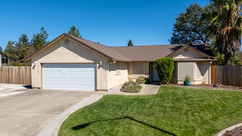 Photo of 4399 Newbury Court, Shasta Lake, CA 96019 (MLS # 25-4299)