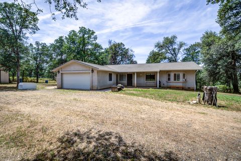 Photo of 18080 Benson Road, Cottonwood, CA 96022 (MLS # 26-2293)
