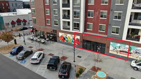 Photo of 1551 Market Street #133, Redding, CA 96001 (MLS # 25-1771)