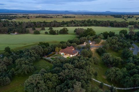 Photo of 21992 Los Altos Drive, Palo Cedro, CA 96073 (MLS # 26-1513)
