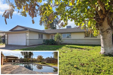 Photo of 3348 School Street, Redding, CA 96002 (MLS # 25-5282)