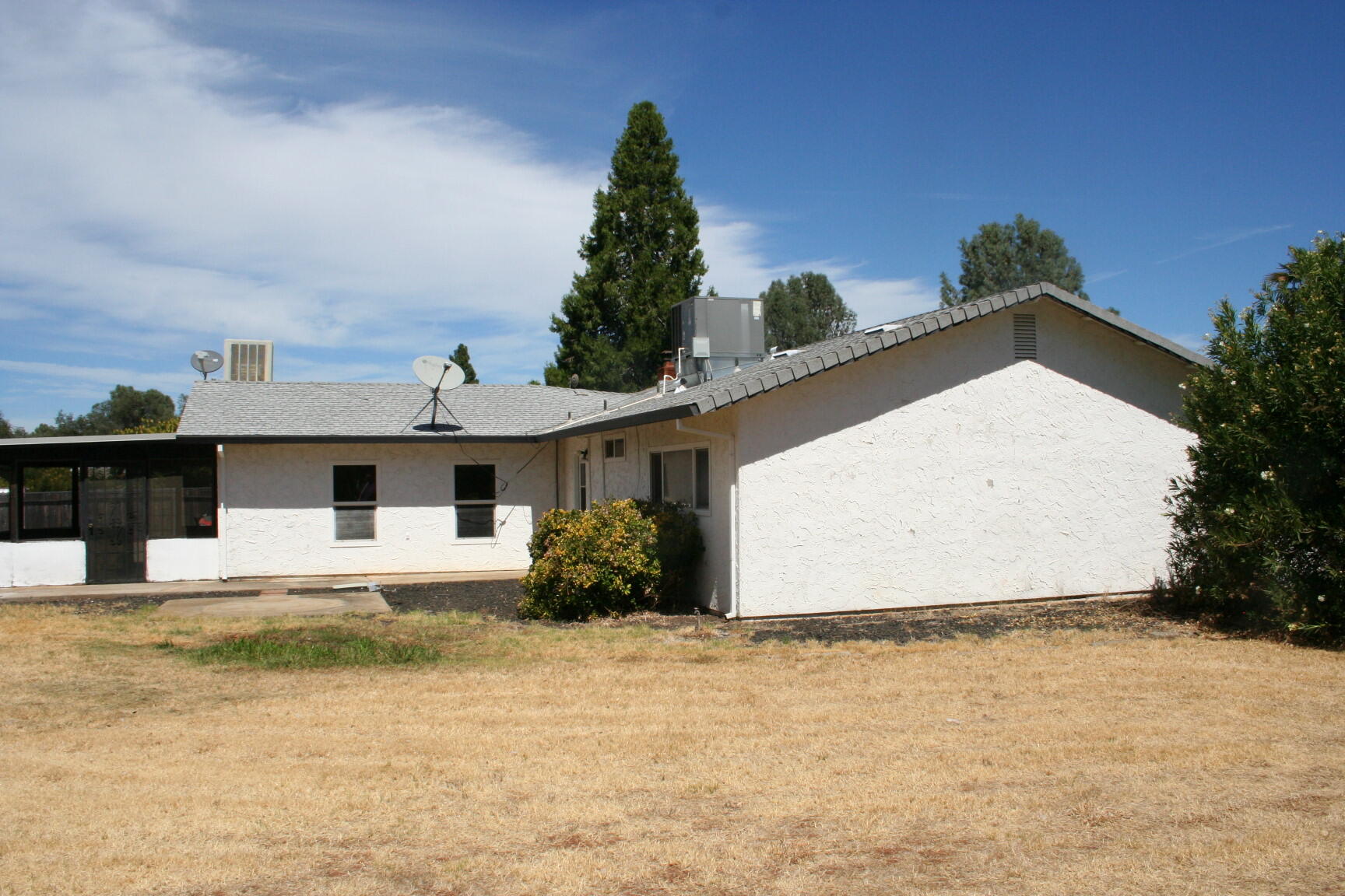 6990 Cowan Court
