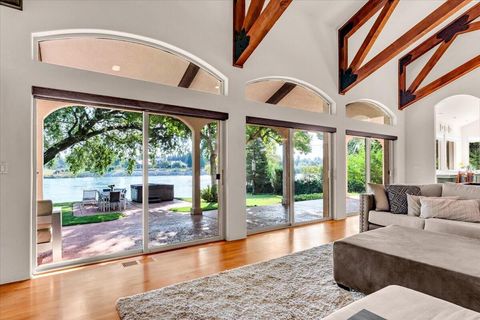 Photo of 6681 Riverside Drive, Redding, CA 96001 (MLS # 25-4045)
