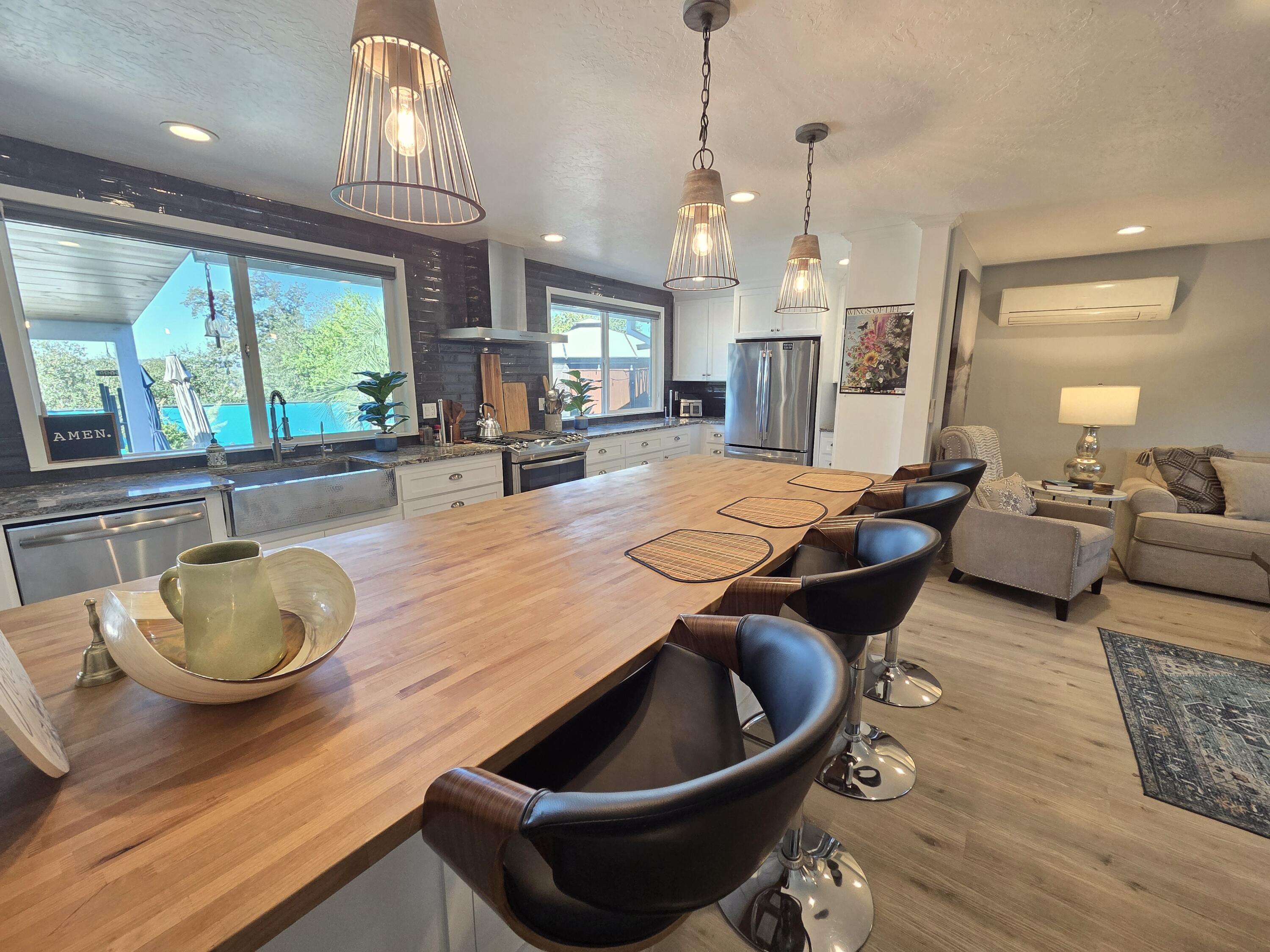 6868 Tucker Lane