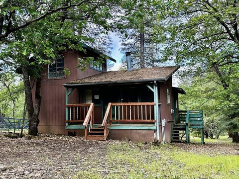 Photo of 30366 Bridger Way, Oak Run, CA 96069 (MLS # 26-1890)