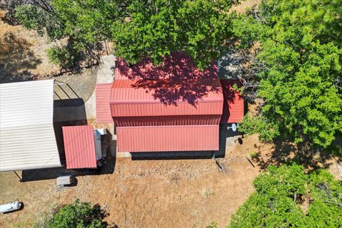 Photo of 30075 Day Road, McArthur, CA 96056 (MLS # 25-3744)