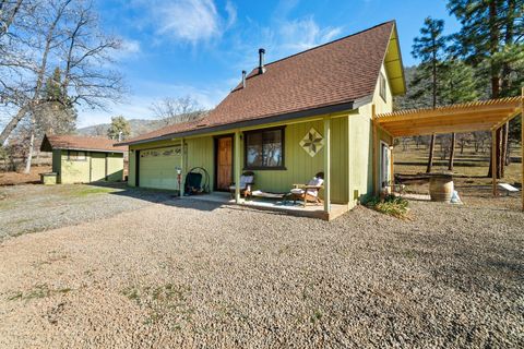 Photo of 30331 Day Road, McArthur, CA 96056 (MLS # 26-593)