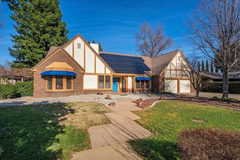 Photo of 2850 Balaton Avenue, Redding, CA 96001 (MLS # 26-190)