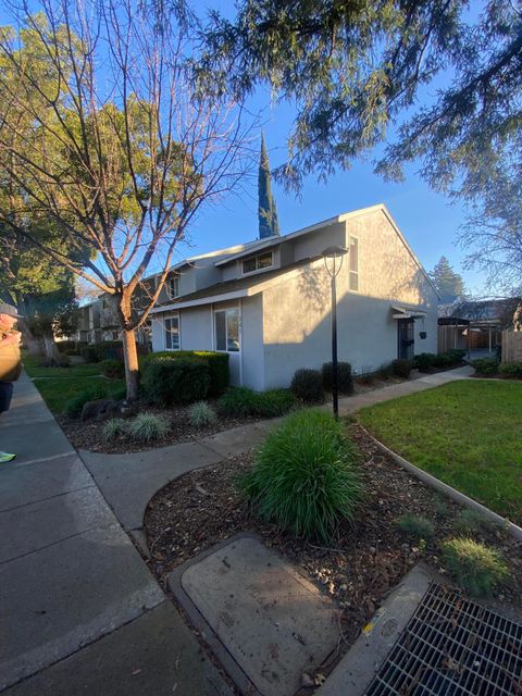 Photo of 345 Eldridge Avenue, Vacaville, CA 95688 (MLS # 26-321)