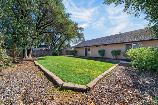 3279 LAWRENCE RD, REDDING, CA 96002 - Image b4cf1a12b91f6686784e4169ab4c8317/1699496589