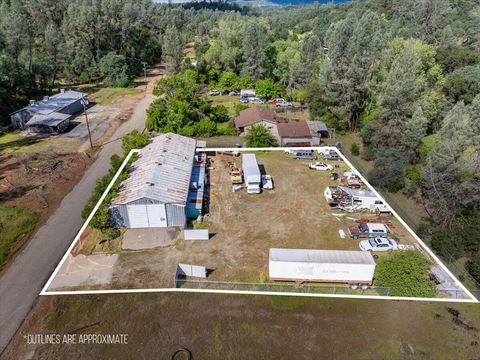 Photo of 1620 Kenyon Drive, Redding, CA 96001 (MLS # 26-1899)