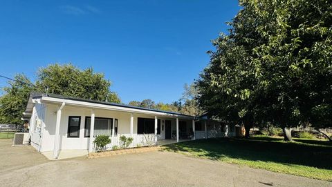 Photo of 8596 Silver Bridge Road, Palo Cedro, CA 96073 (MLS # 25-4198)