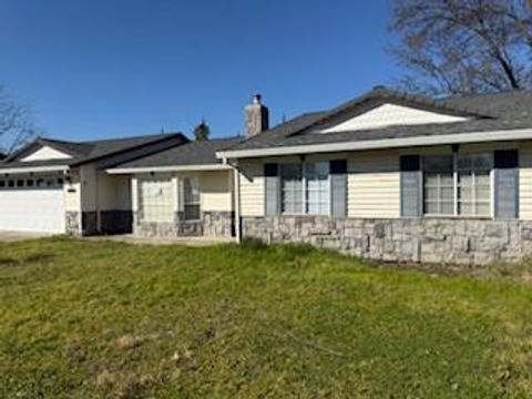 Photo of 3182 Island Drive, Redding, CA 96001 (MLS # 26-531)